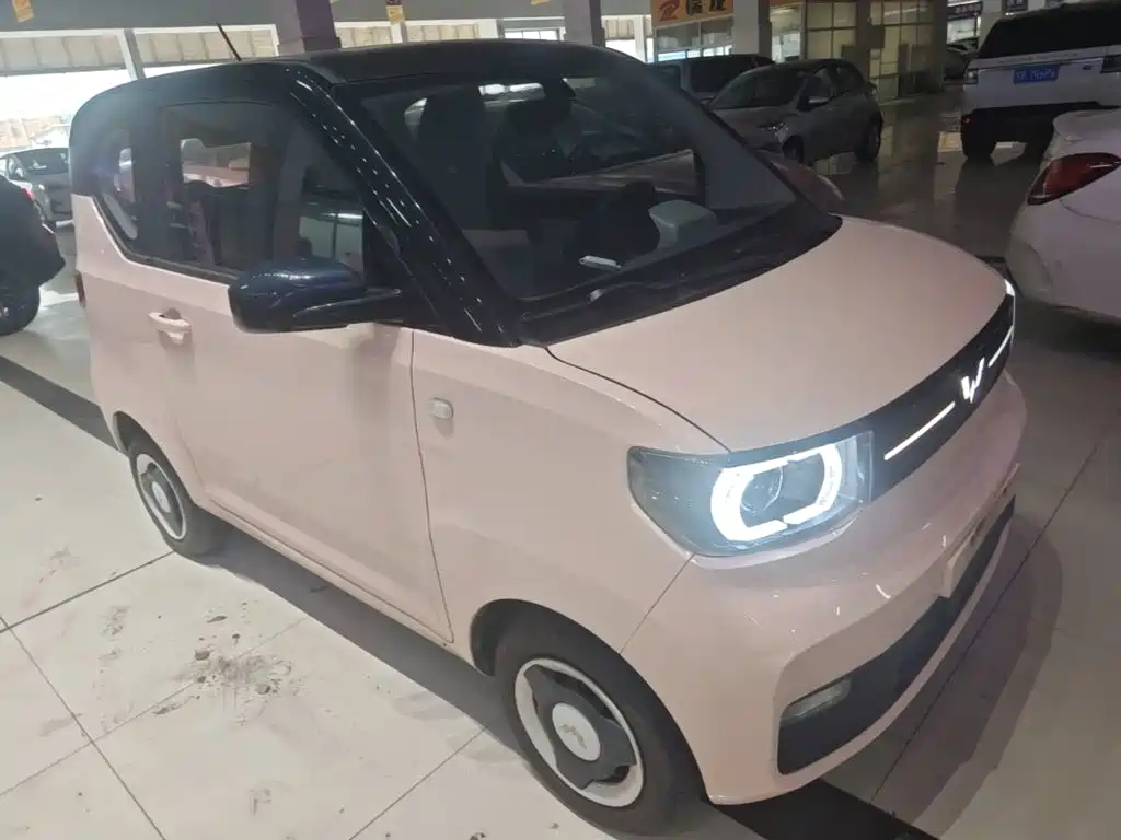 Wuling MINIEV — миниатюра 4