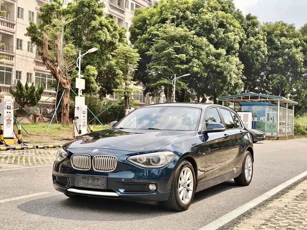 BMW 1 Series (Import) — миниатюра 2