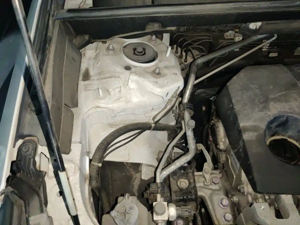 Toyota RAV4 — миниатюра 23