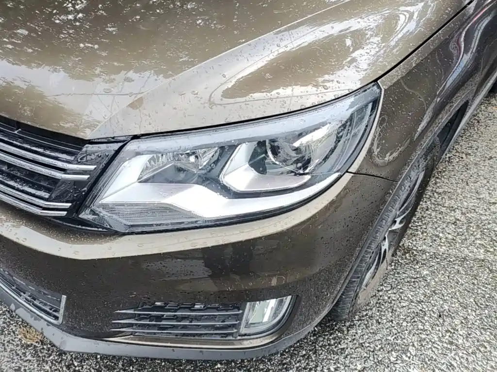 Volkswagen Tiguan — миниатюра 24