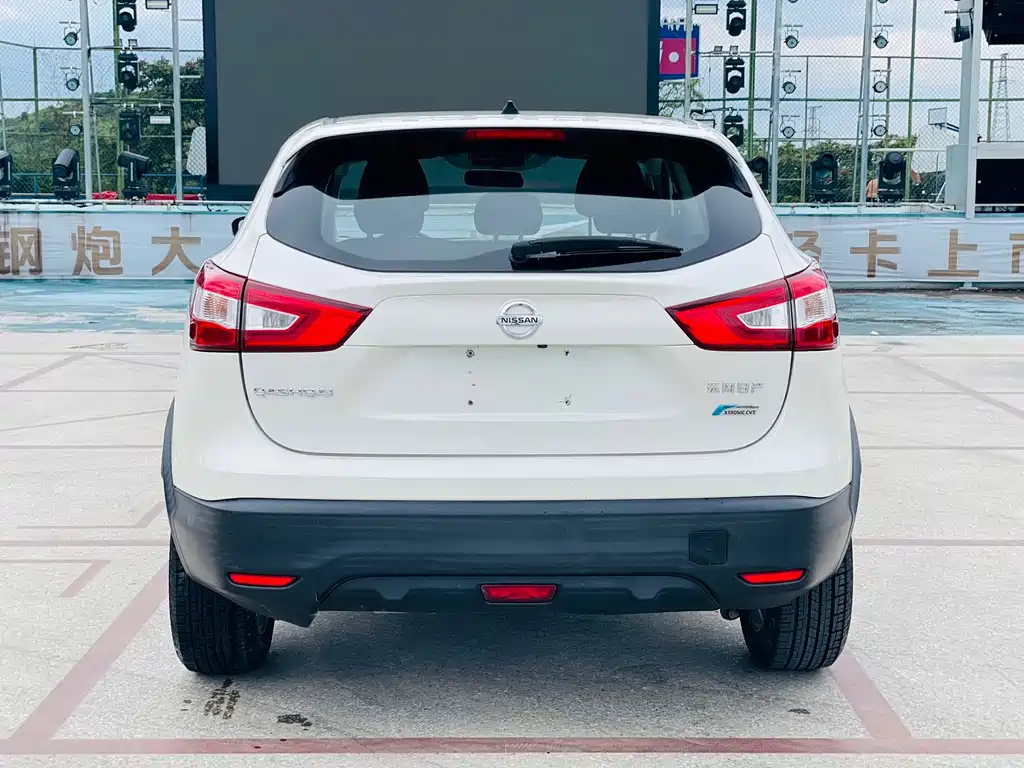 Nissan Qashqai — миниатюра 14