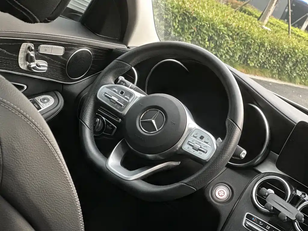 Mercedes-Benz C-Class — миниатюра 14