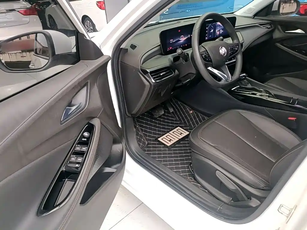 Buick Verano — миниатюра 16