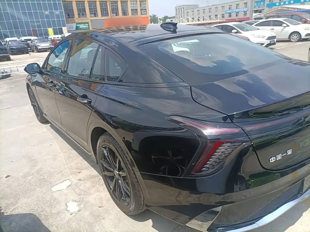 Hongqi Hongqi H6 — миниатюра 5
