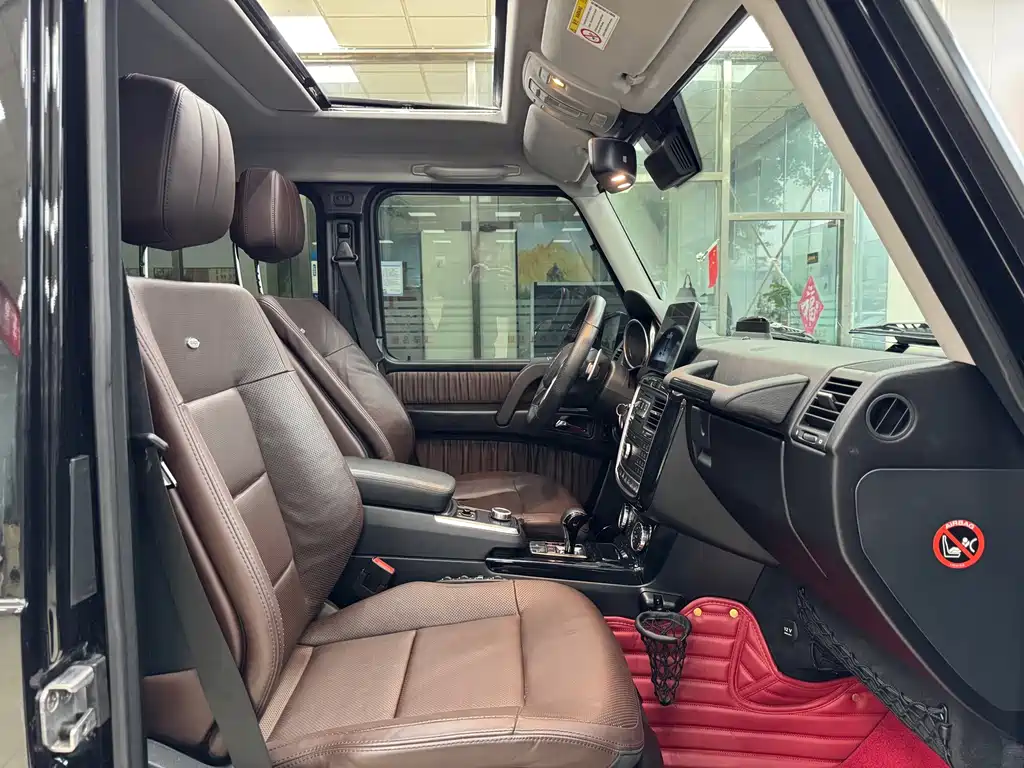 Mercedes-Benz G-Class — миниатюра 14