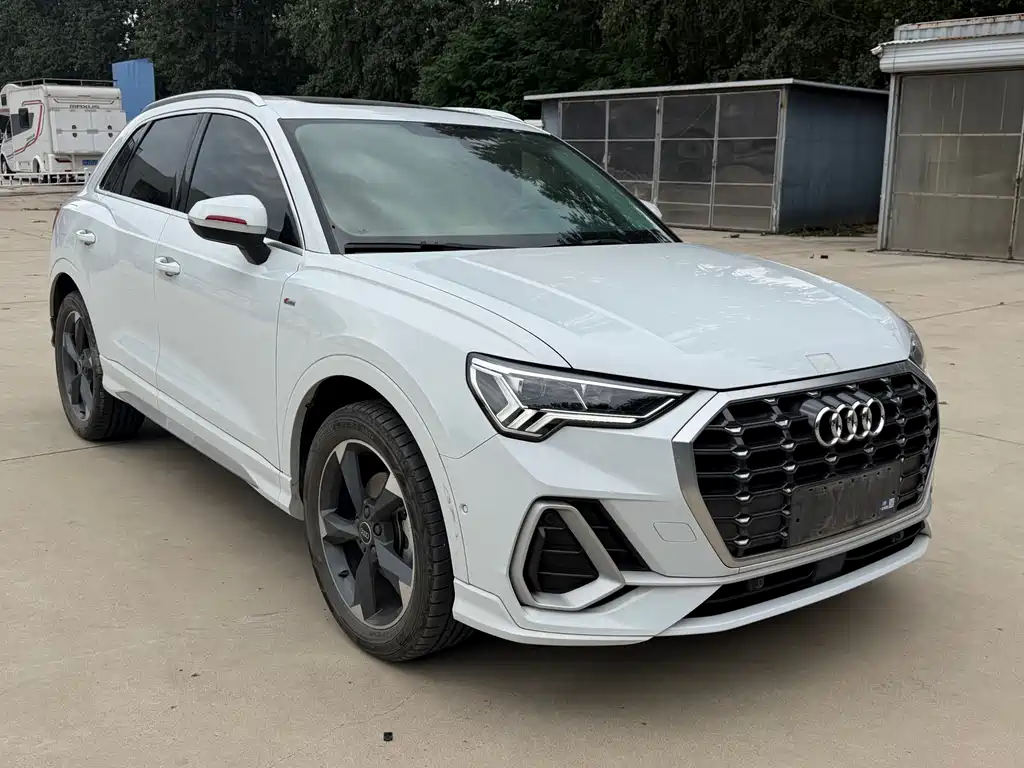 Audi Q3 2022 35 TFSI Fashion