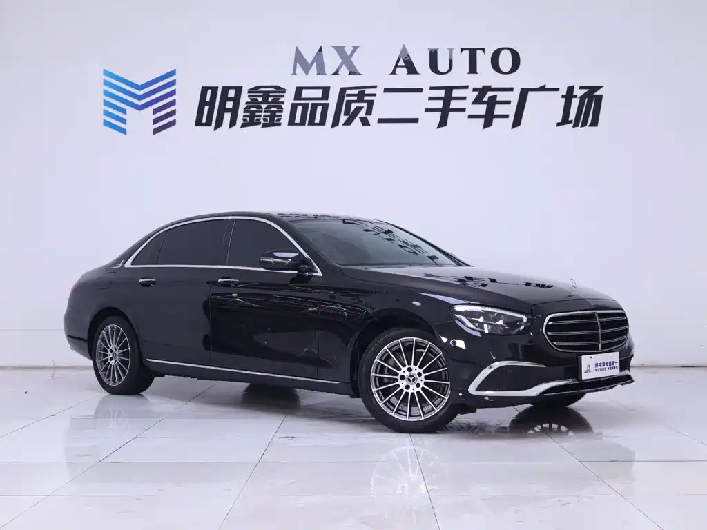 Mercedes-Benz E-Class — миниатюра 5