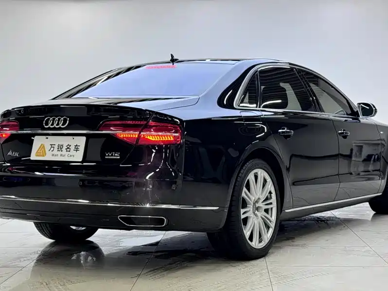 Audi A8 — миниатюра 3