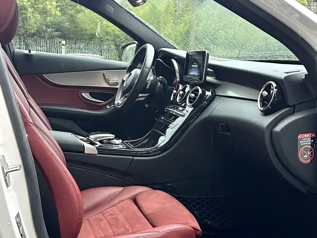 Mercedes-Benz C-Class — миниатюра 14