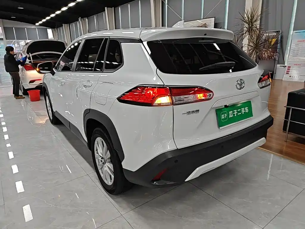 Toyota Corolla Cross — миниатюра 5