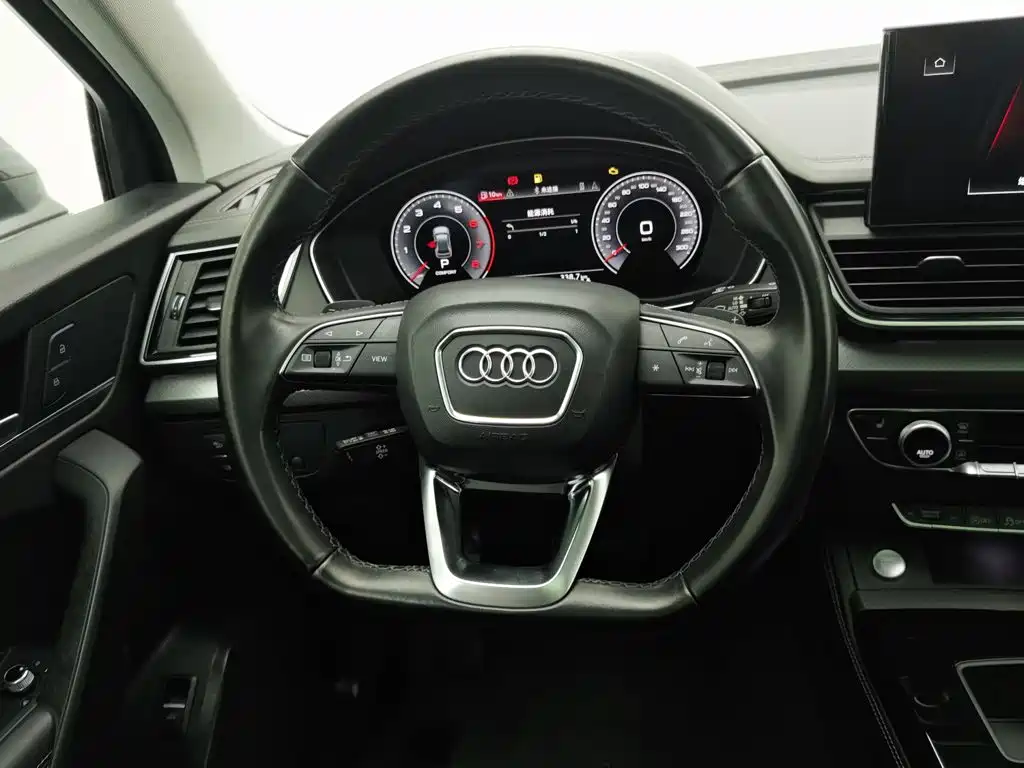 Audi Q5L — миниатюра 11