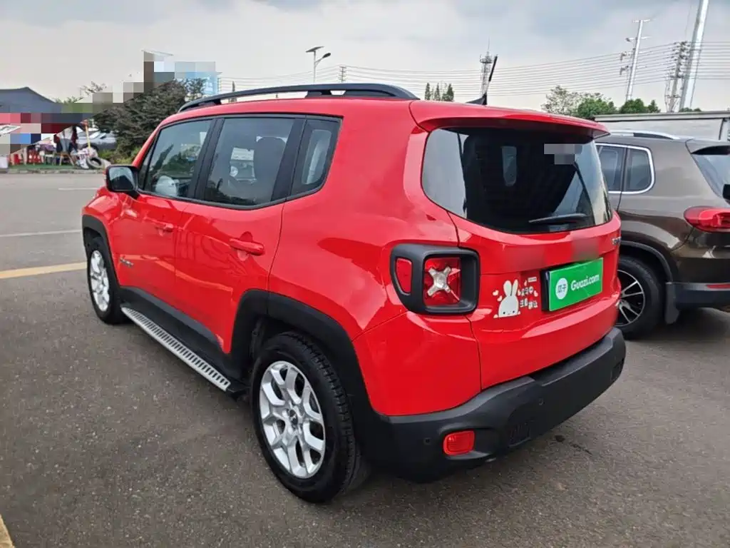 Jeep Renegade — миниатюра 5