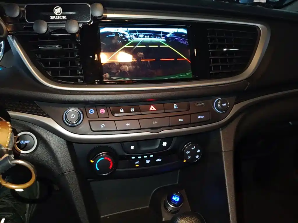 Buick Excelle — миниатюра 13