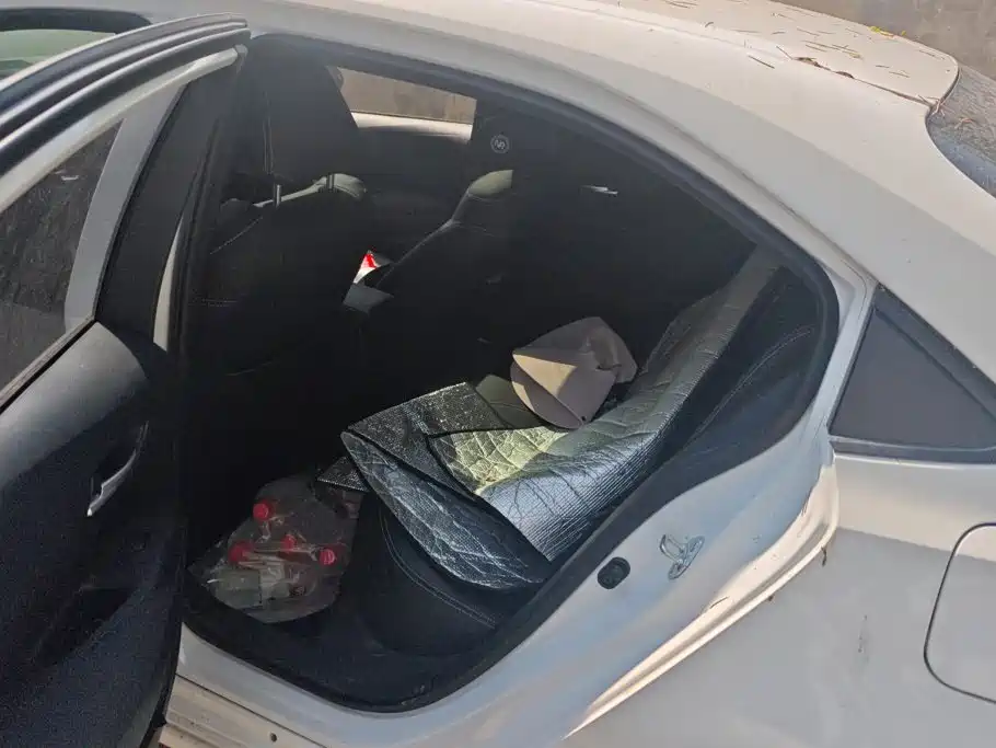 Toyota Corolla — миниатюра 11