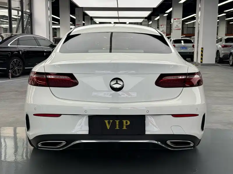 Mercedes-Benz E-Class (Import) — миниатюра 10