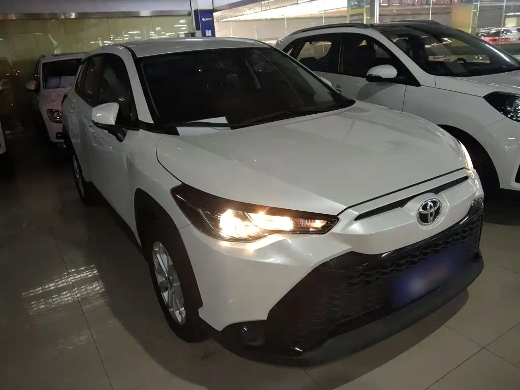 Toyota Frontlander — миниатюра 4