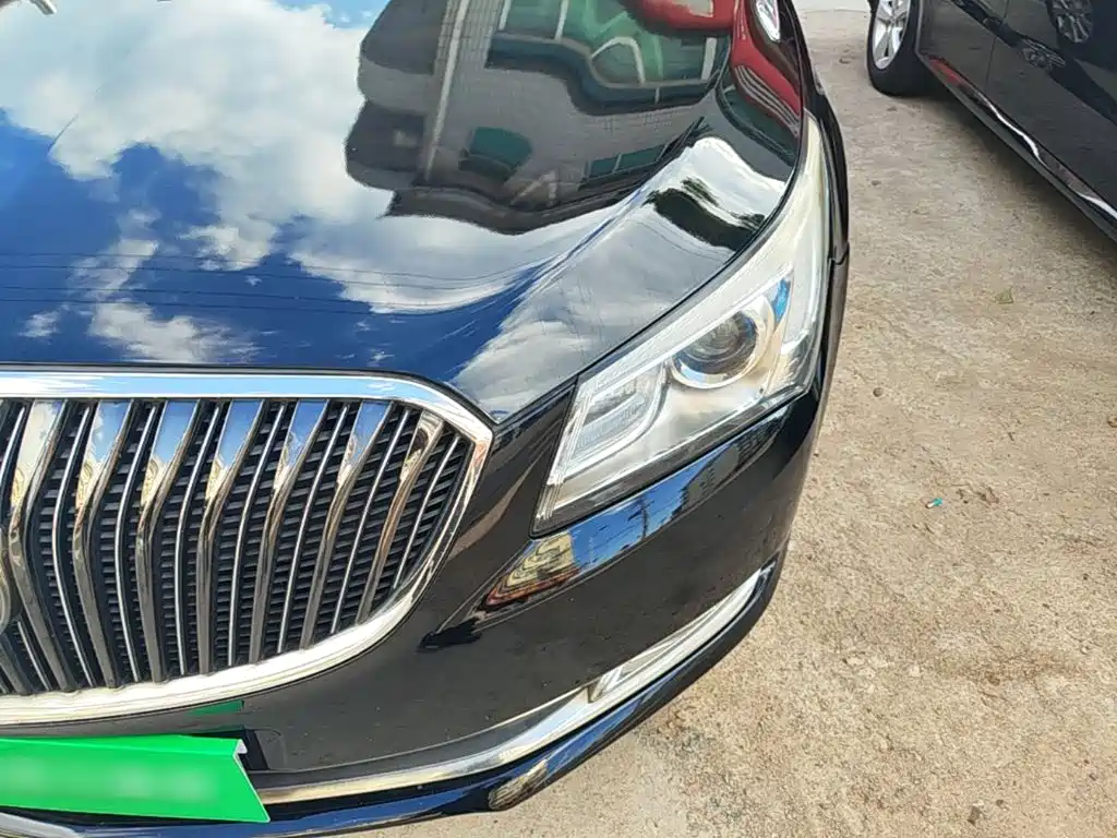 Buick LaCrosse — миниатюра 24