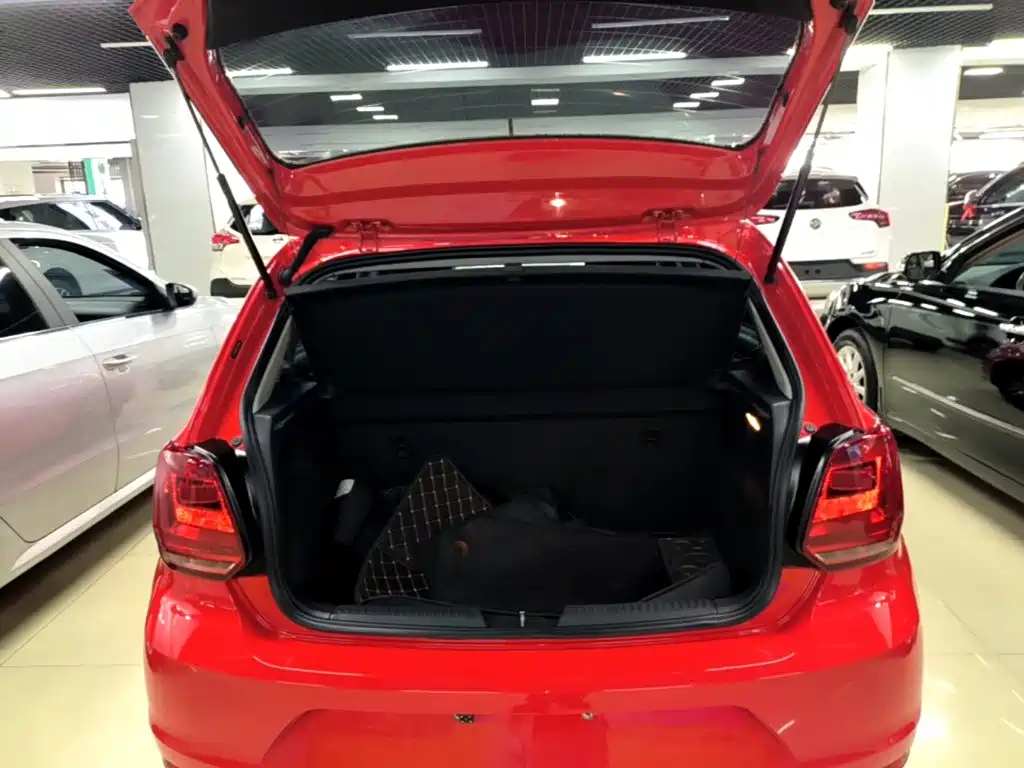 Volkswagen Polo — миниатюра 19