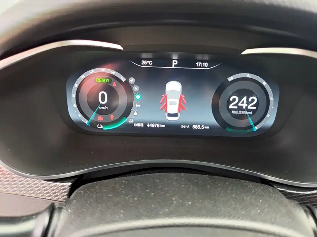 BAIC EU5 — миниатюра 12
