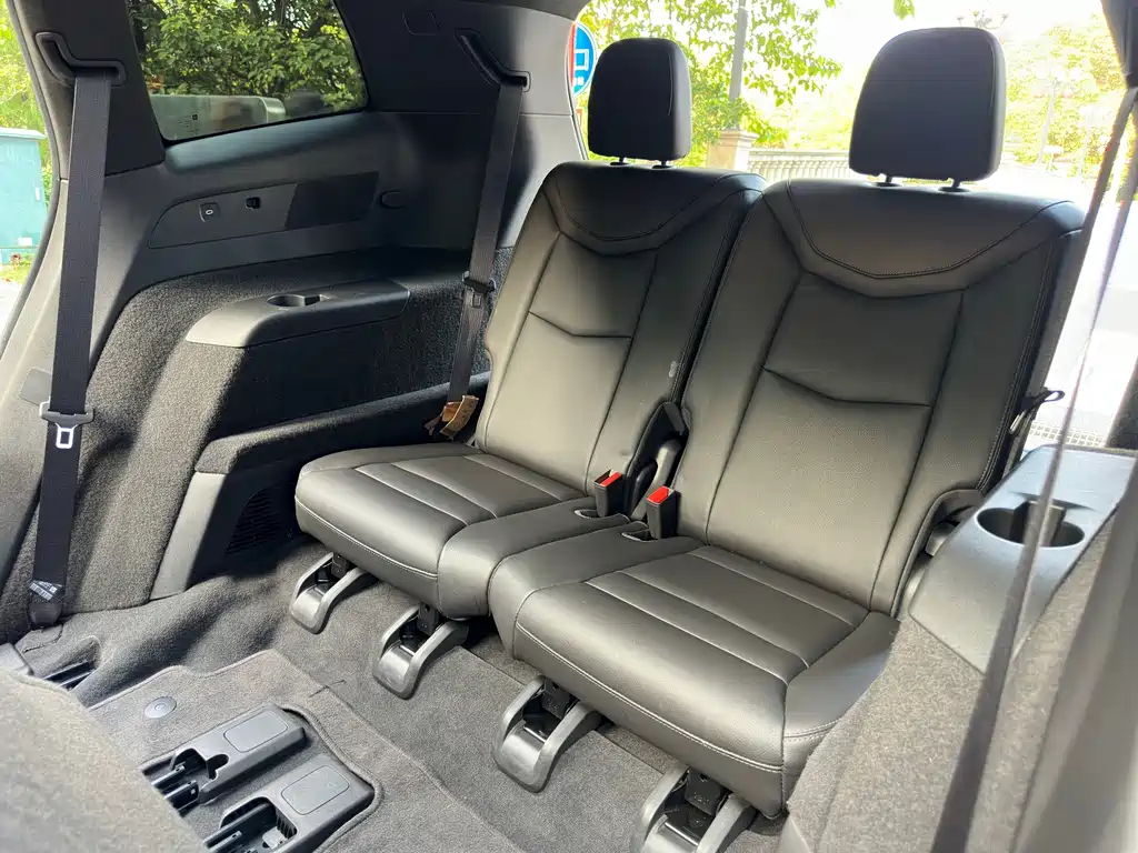 Cadillac XT6 — миниатюра 13