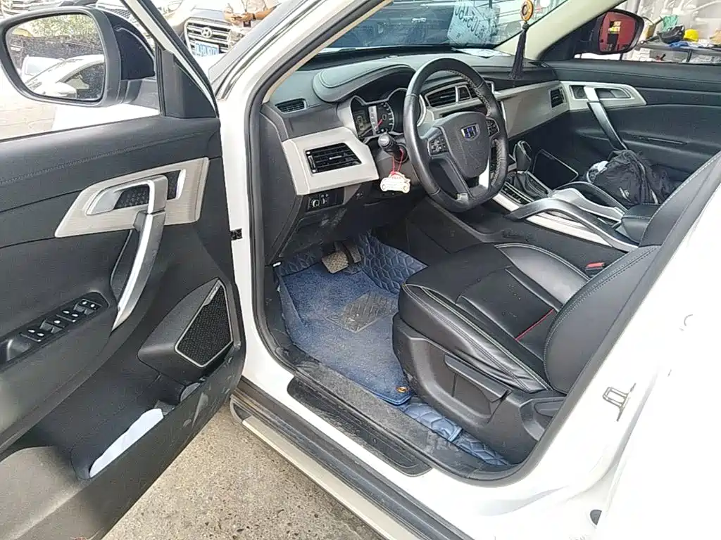 Geely Boyue — миниатюра 16