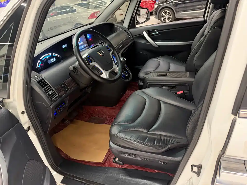 Luxgen Big 7 MPV — миниатюра 7