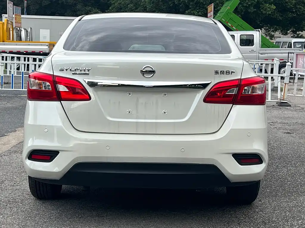 Nissan Sylphy — миниатюра 5