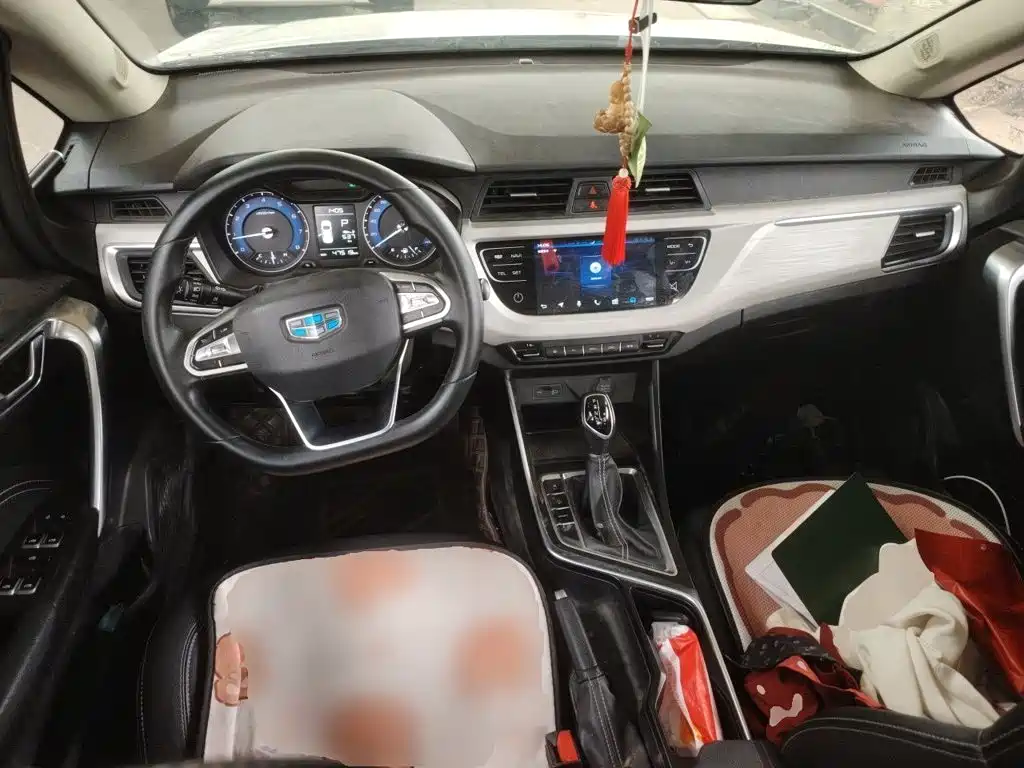 Geely Vision X3 — миниатюра 5