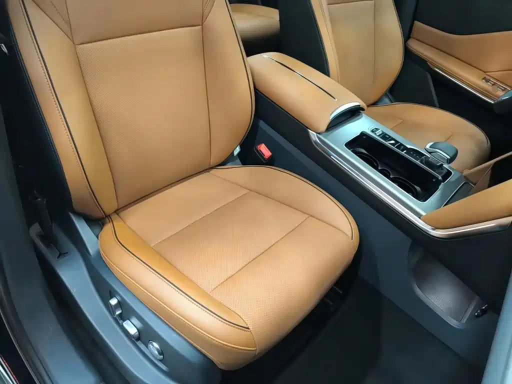 Hongqi Hongqi HS7 PHEV — миниатюра 25