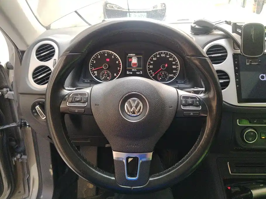 Volkswagen Tiguan — миниатюра 15