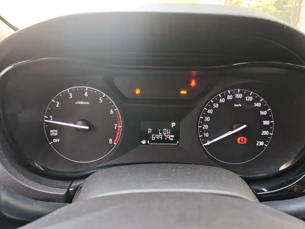 Buick Excelle — миниатюра 12
