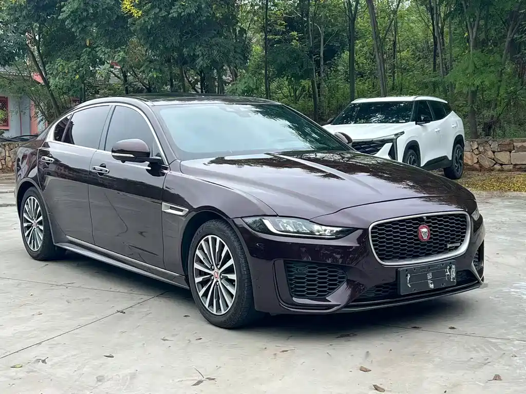 Jaguar XEL — миниатюра 3