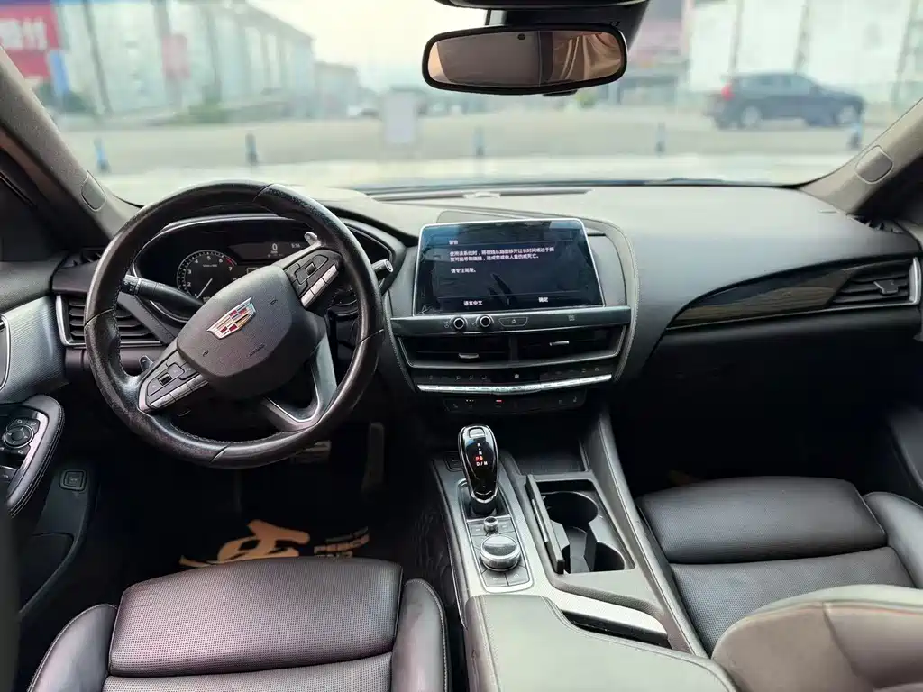Cadillac CT5 — миниатюра 10