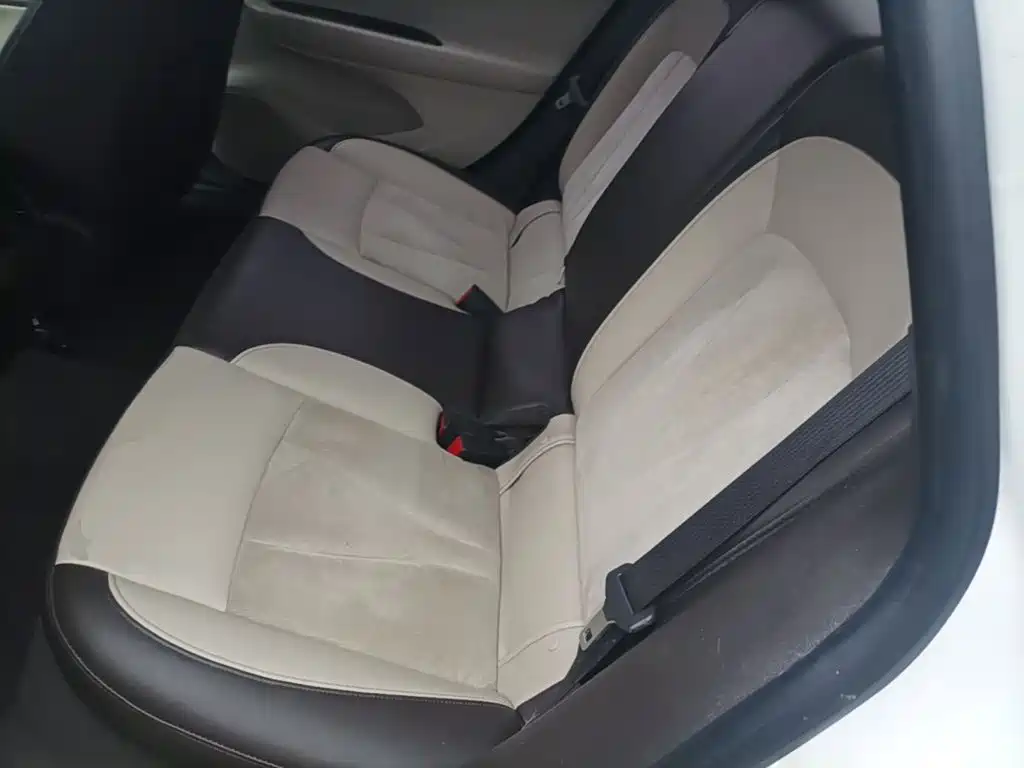 Buick Verano — миниатюра 17