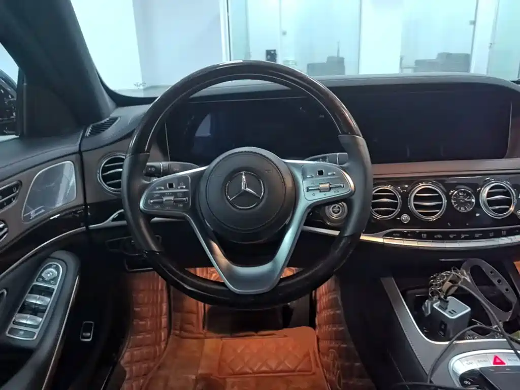 Mercedes-Benz S-Class — миниатюра 15