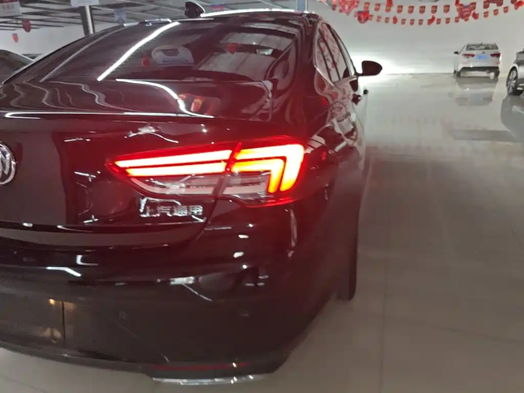 Buick Regal — миниатюра 8