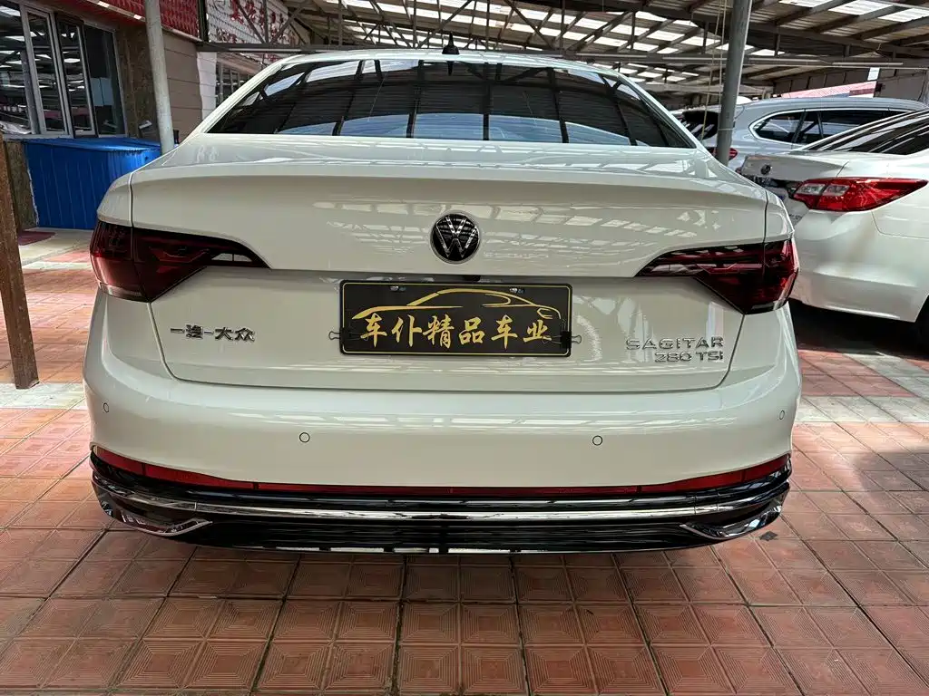 Volkswagen Sagitar — миниатюра 5