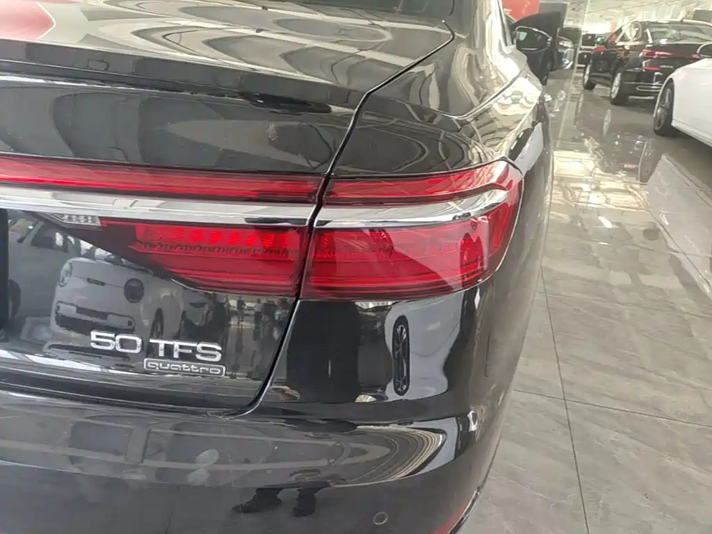 Audi A8 — миниатюра 8