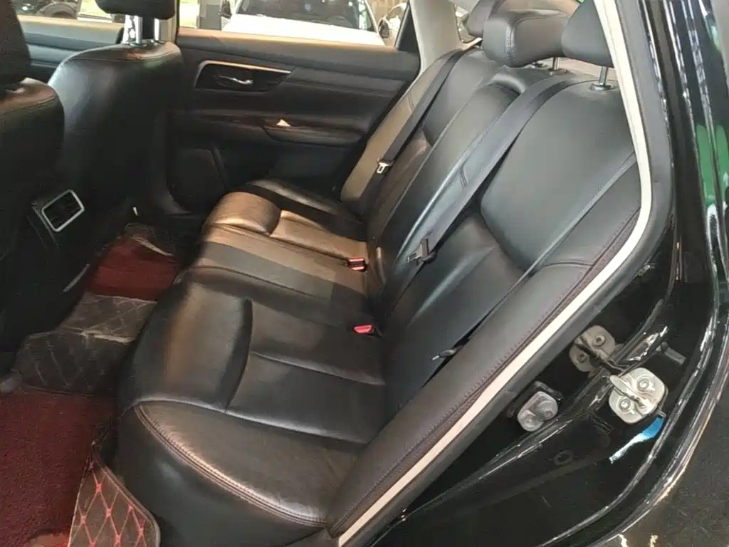 Nissan Teana — миниатюра 17