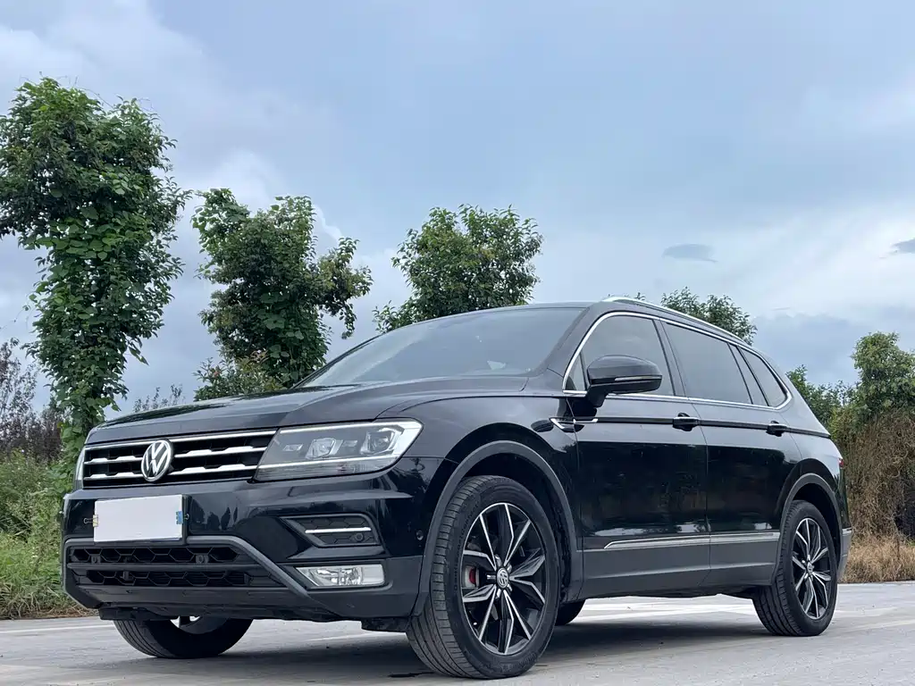 Volkswagen Tiguan L
