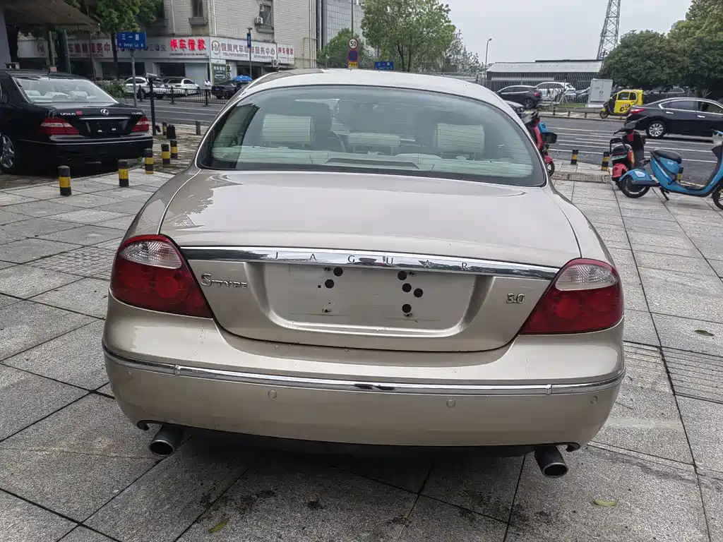 Jaguar S-TYPE — миниатюра 6