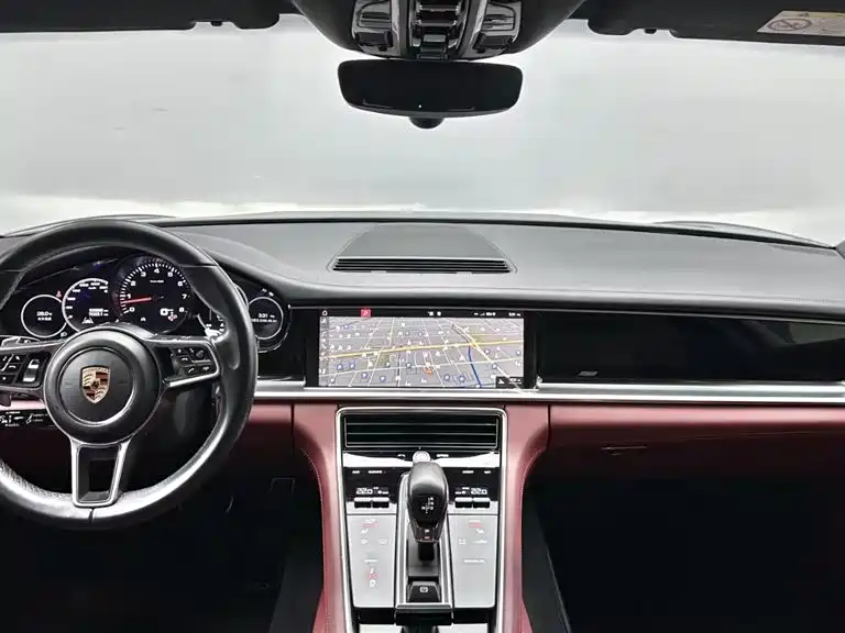 Porsche Panamera — миниатюра 13