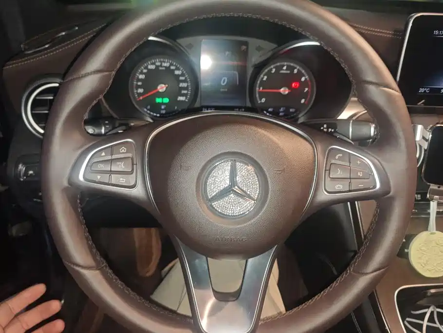 Mercedes-Benz GLC — миниатюра 15