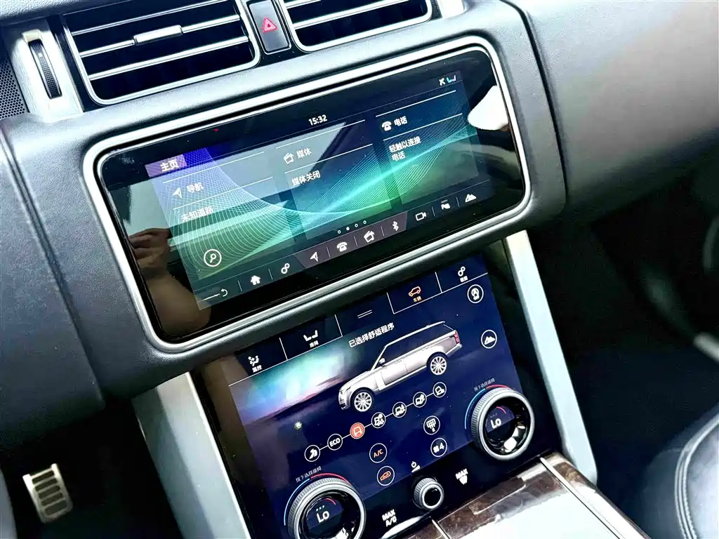 Land Rover Range Rover — миниатюра 11
