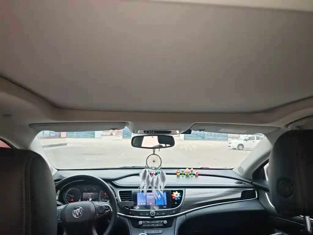 Buick LaCrosse — миниатюра 18