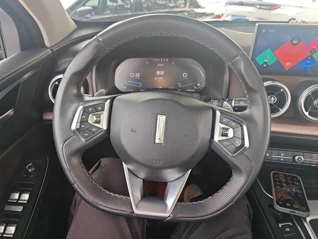 Wey Wey VV5 — миниатюра 11