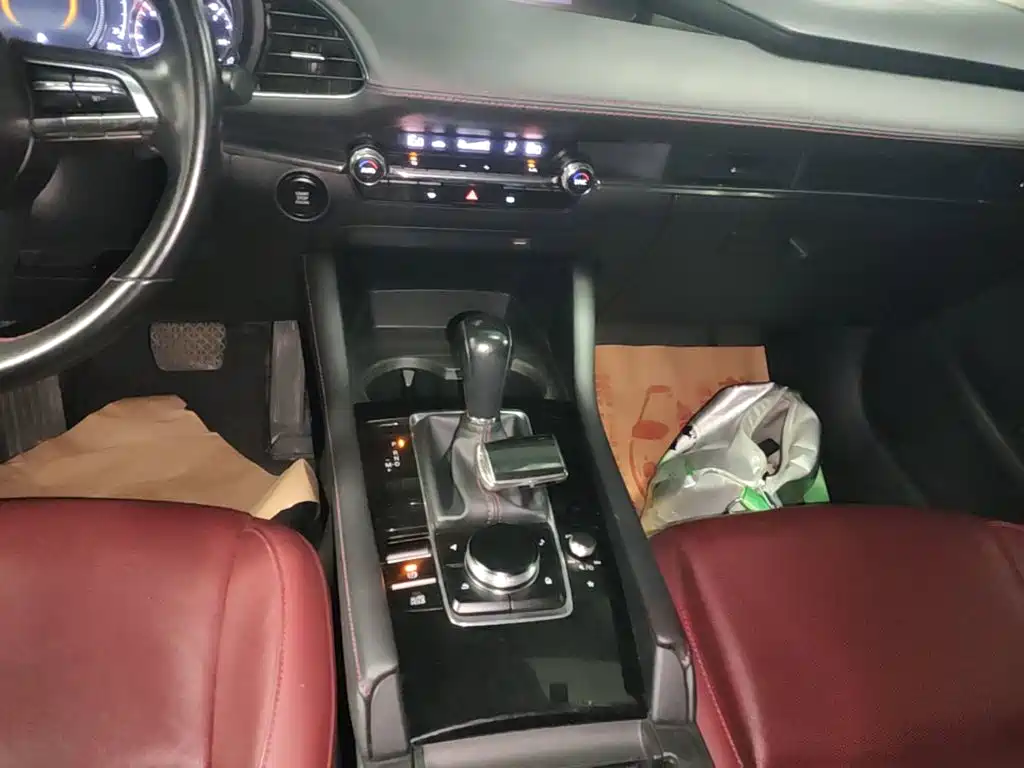 Mazda 3 Axela — миниатюра 14