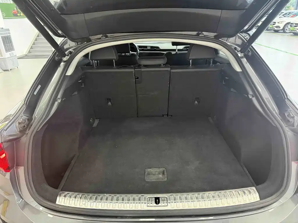 Audi Q3 Sportback — миниатюра 12