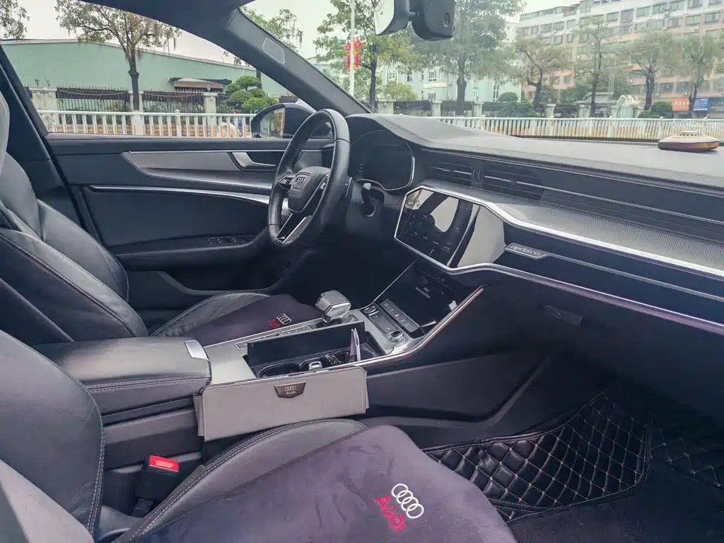 Audi A6L — миниатюра 8