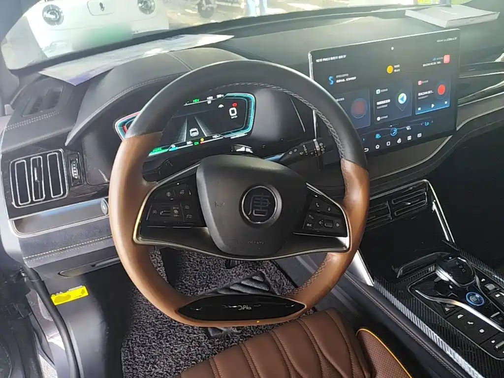 BYD Tang New Energy — миниатюра 11